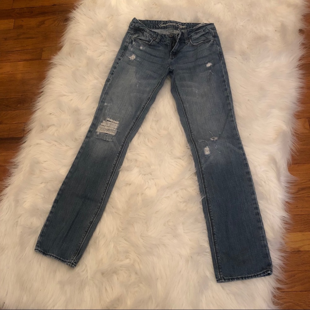 American Eagle distressed straight jeans
